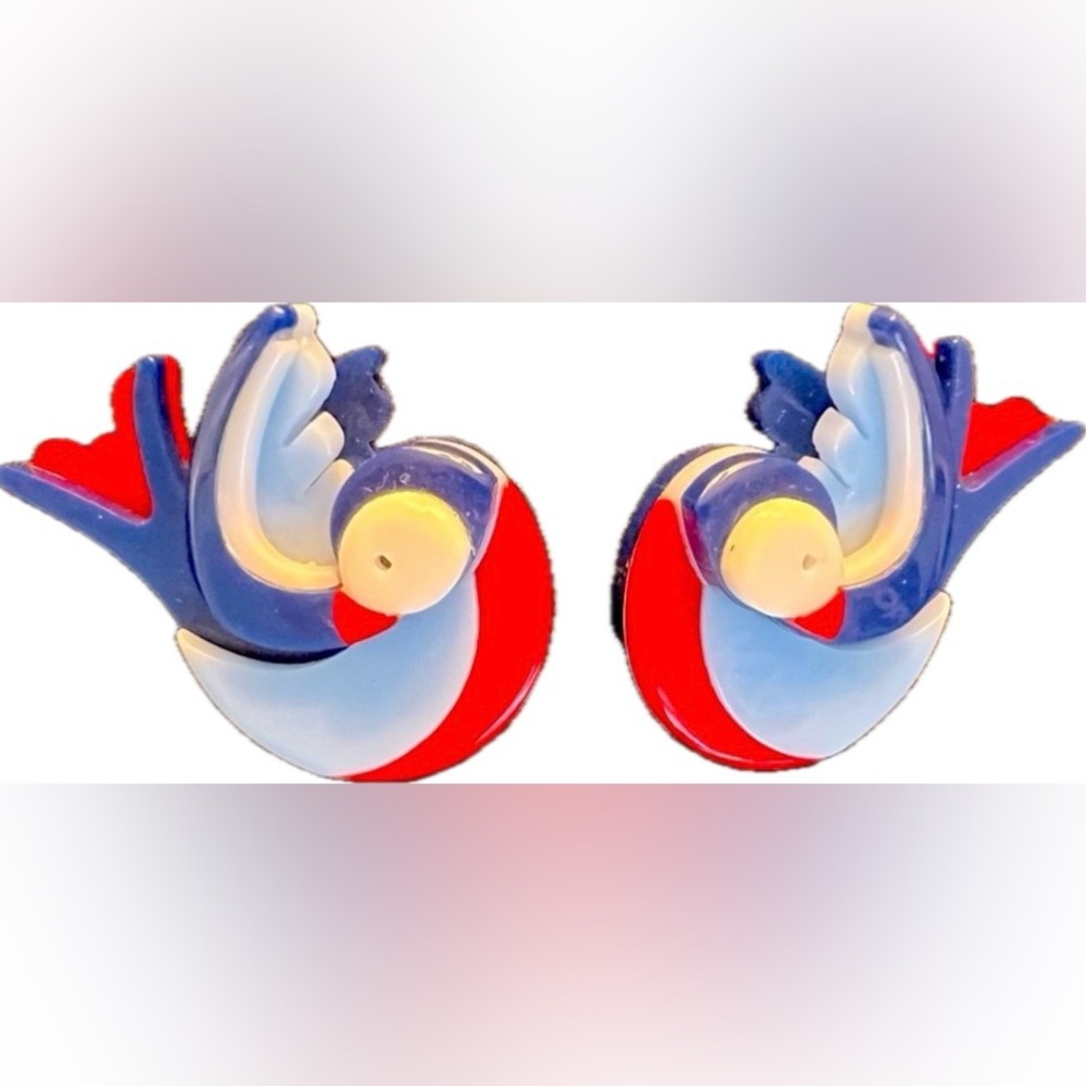 Gissa Bicalho Red White and Blue Handmade Acrylic Bird Pierced Earrings